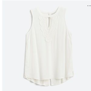 Daniel Rainn small keyhole crochet knit tank (Stitch Fix)